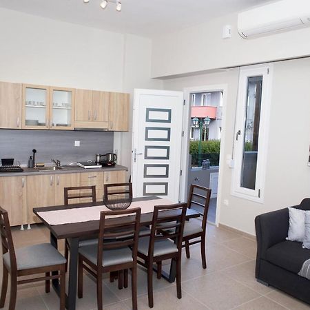 Giotis Apartments Leptokaryá Eksteriør billede